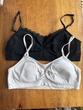 SO girl’s  Black & White Seamless Bralette Set